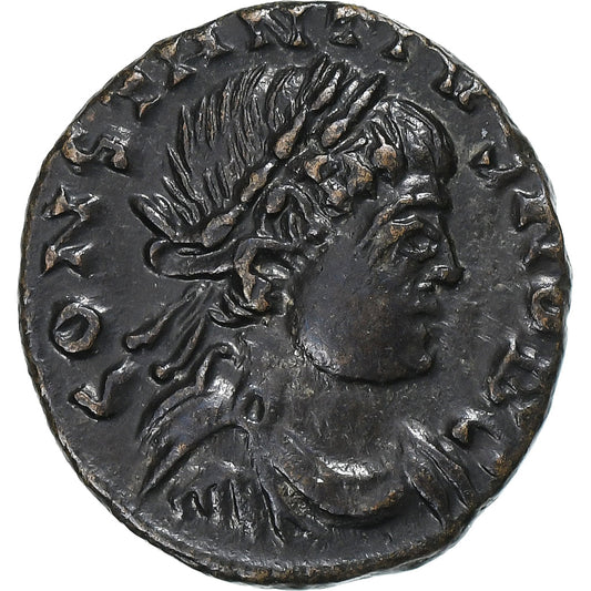 Constantius II. 
  
  Follis, 
  
  324-337