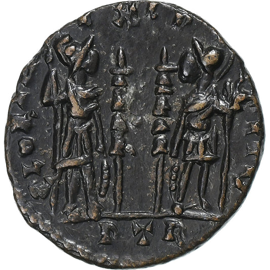 Constantius II. 
  
  Follis, 
  
  324-337