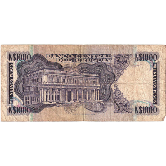 bankovka, 
  
  Uruguaj, 
  
  1000 nuevos pesos